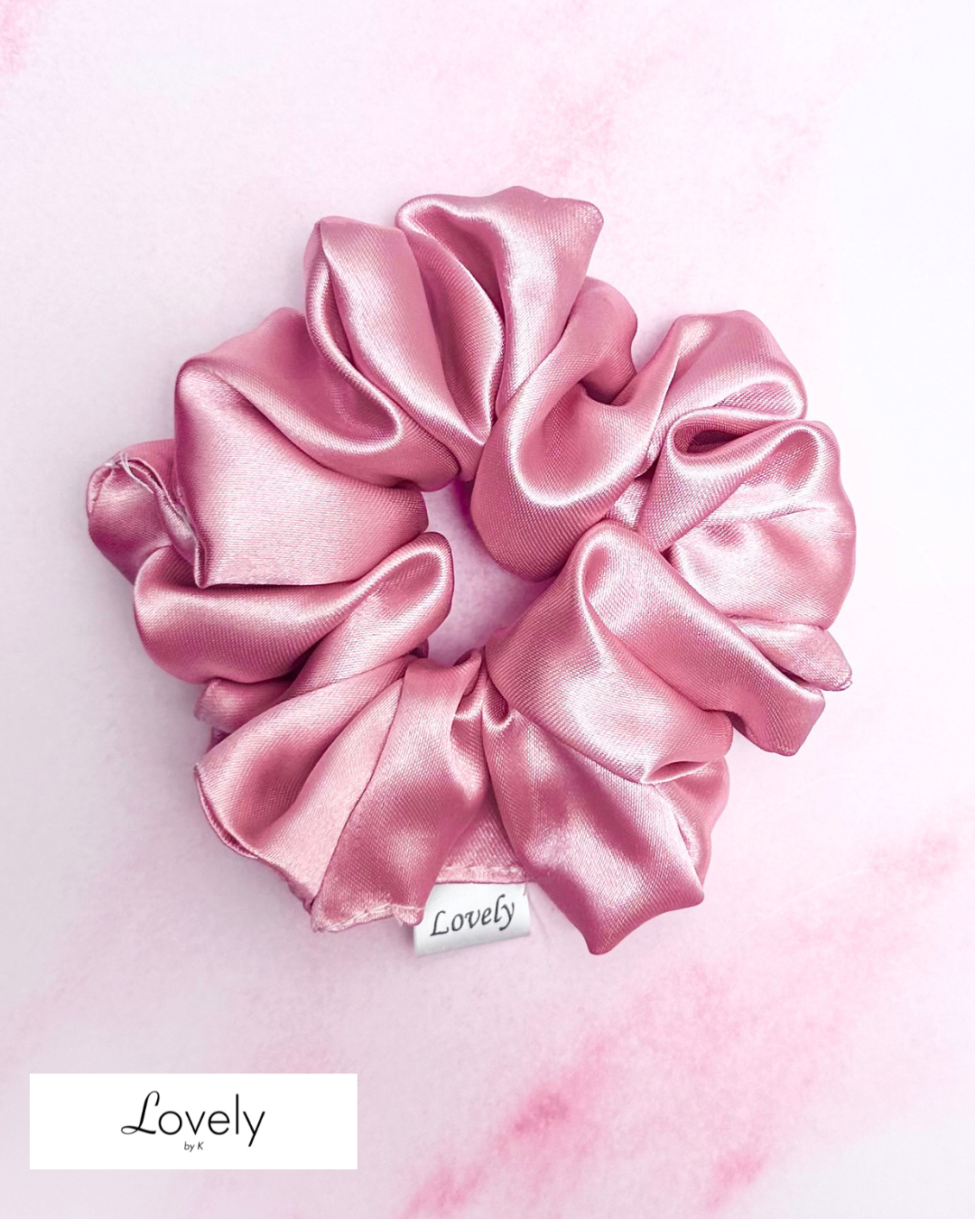 CLASSIC SATIN SCRUNCHIE