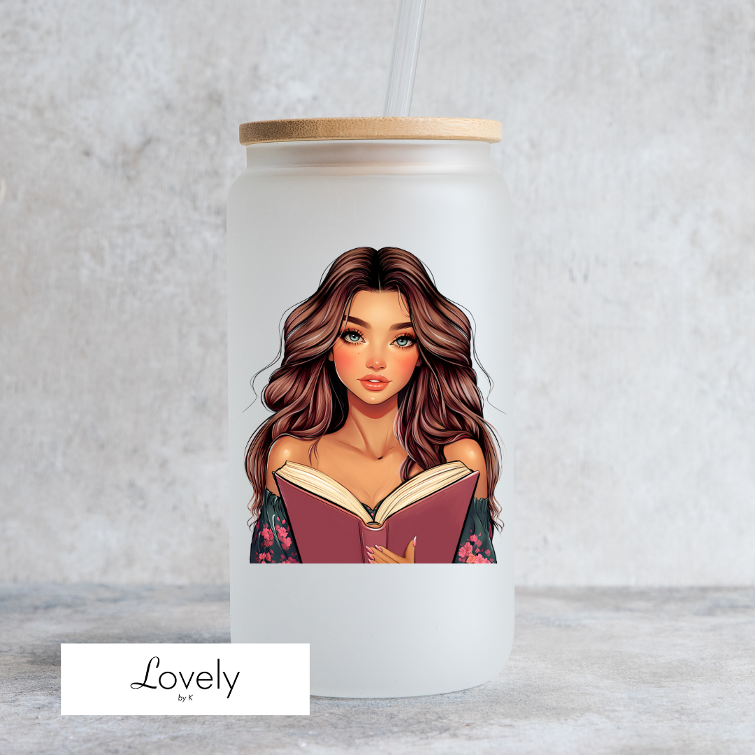 BOOK LOVER - BRUNETTE